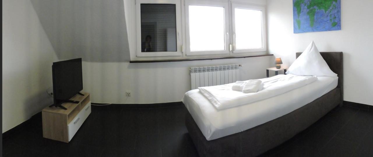 Ferienwohnungen Fabry Saarbruecken Luaran gambar